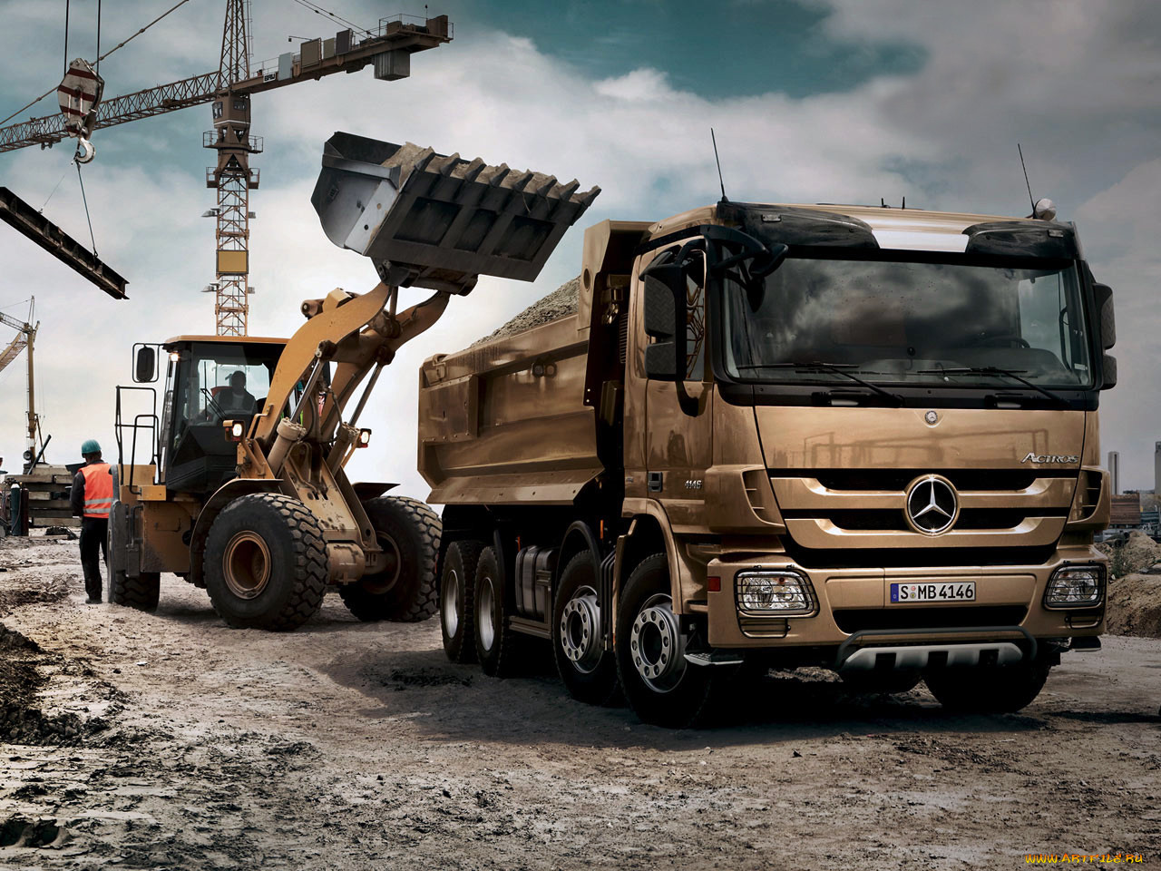 , mercedes, trucks